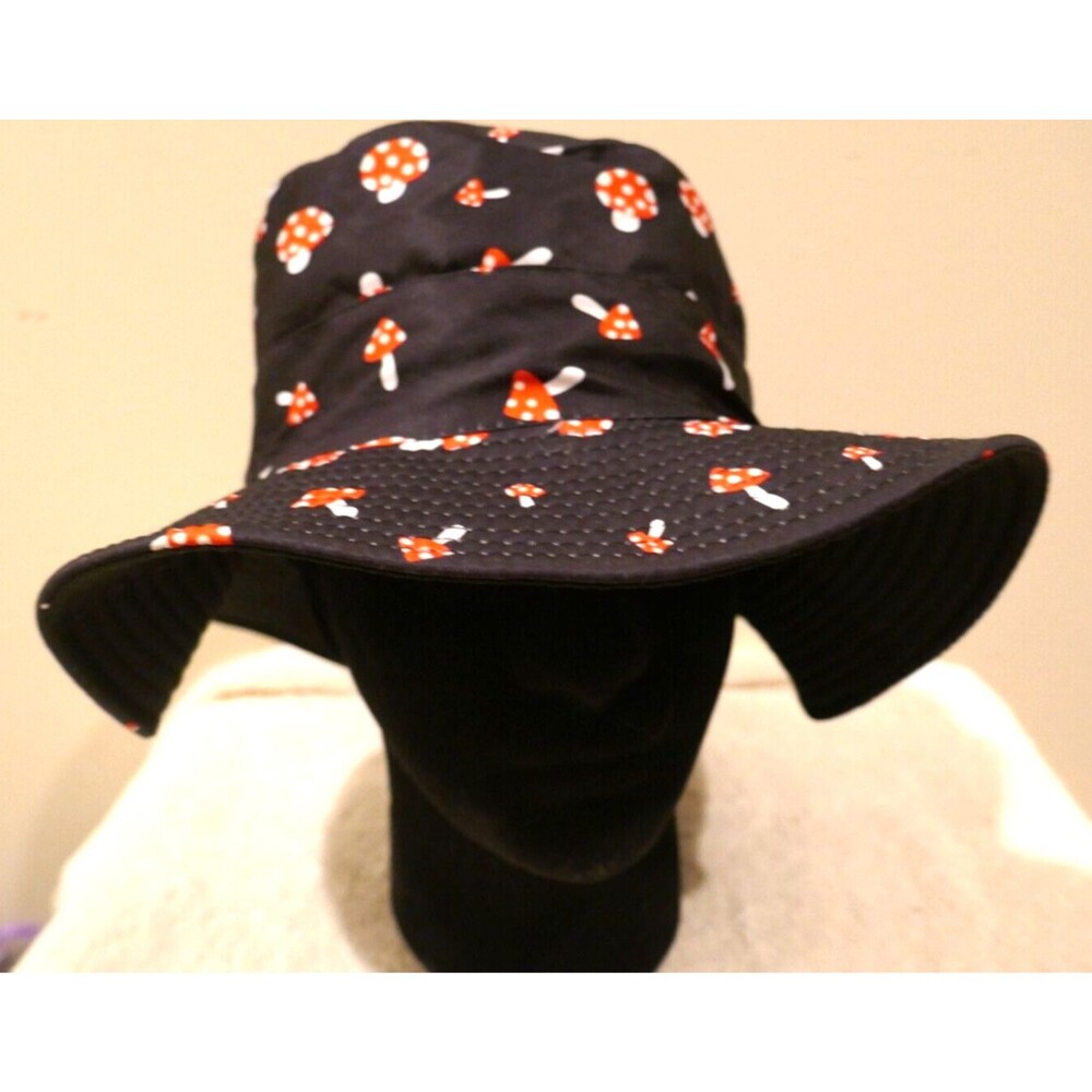 Black Mushroom Bucket Hat Red Fly Agaric Mushrooms Unisex Reversible ￼Sunhat